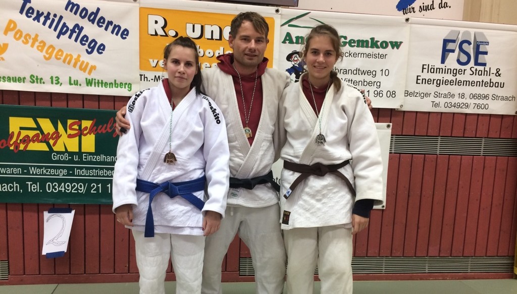 Christian, Anna und Susi mit Medaillen