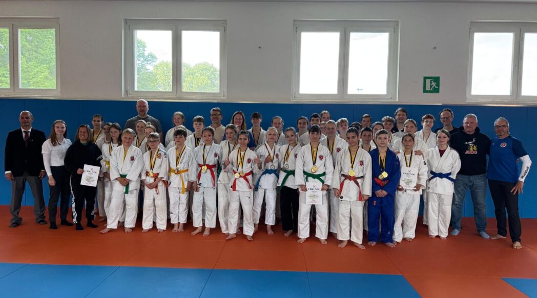 Die Teilnehmerinnen und Teilnehmer des Landesfinale Judo 2026