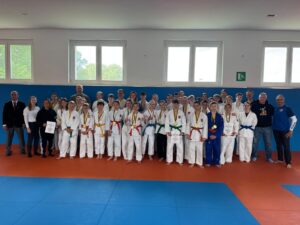 Die Teilnehmerinnen und Teilnehmer des Landesfinale Judo 2026